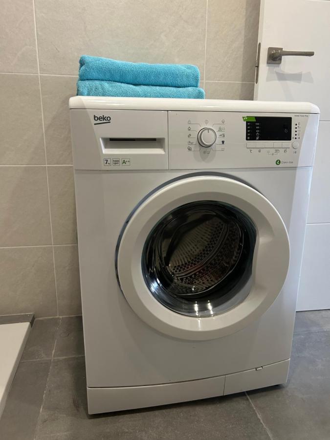 شقة Marlenes Penthouse Duquesa مانيلفا المظهر الخارجي الصورة